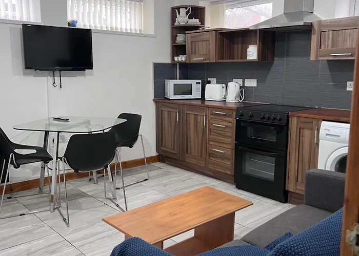 Luxury 2 Bed Apartment At Seymour Grove