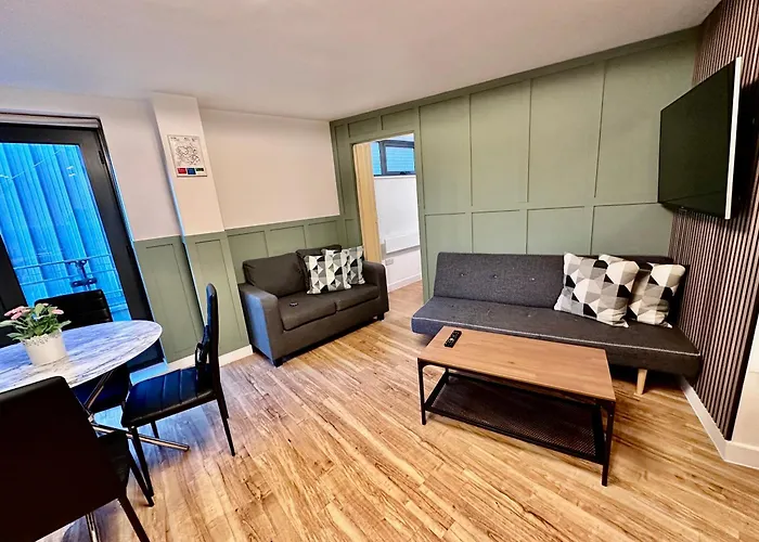Two Bedrooms Flat - Manchester City Centre