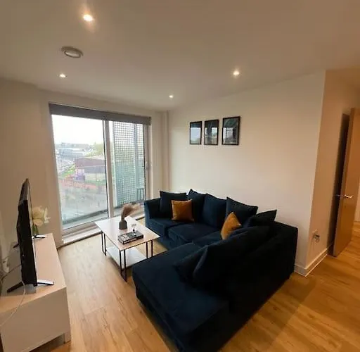 2 Bed Corner Apartment With Gym