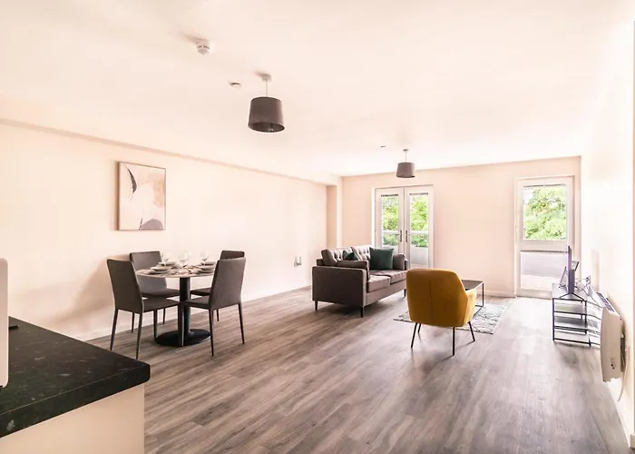 Lovely 2 Bedroom Manchester Apartment