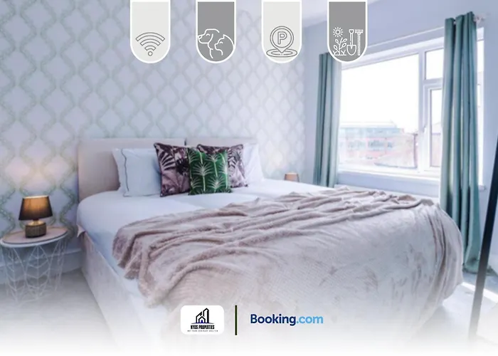 3 Bed House With Parking By Nyos Properties Short Lets & Serviced Accommodation Manchester
