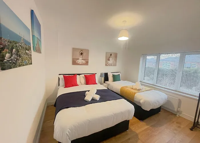 Betahouse -3Br -Pool Table -Free Parking -Spacious