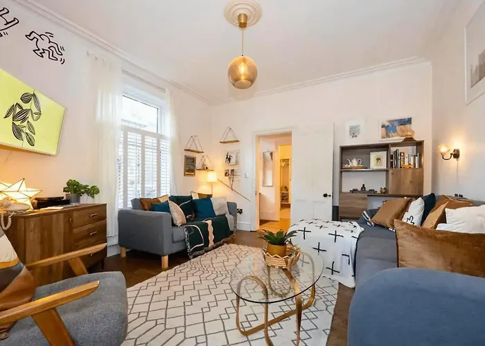 New West Didsbury Apartment