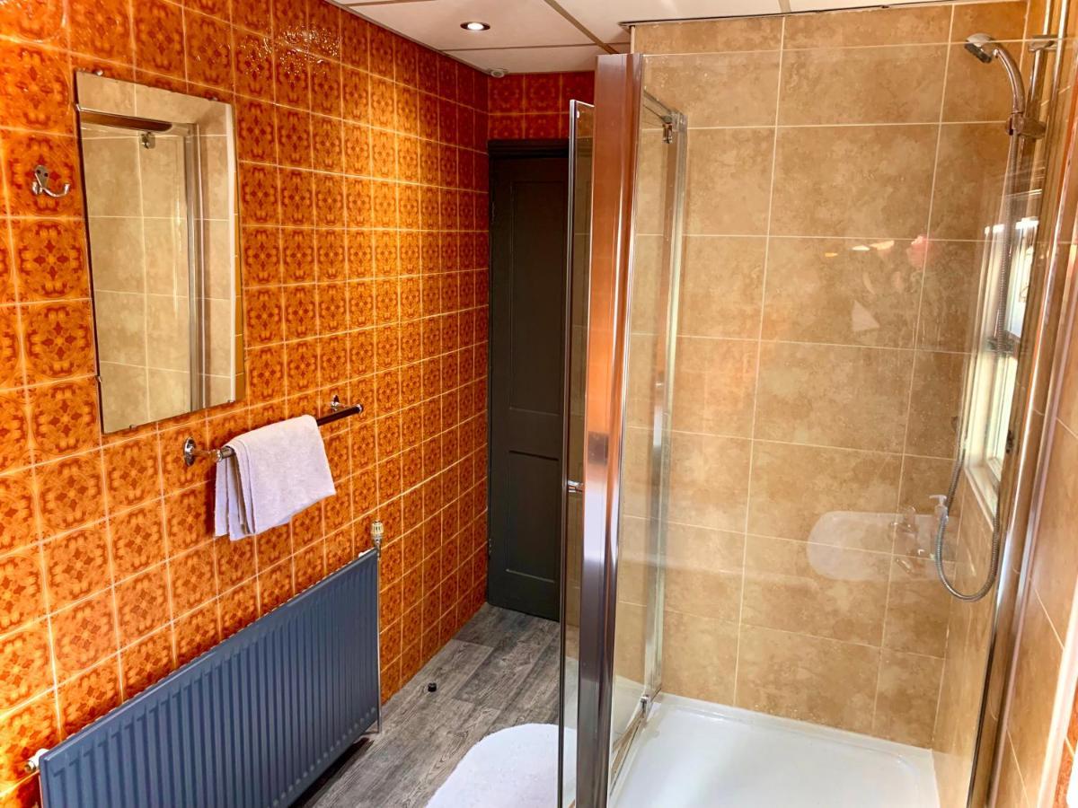 Guest house - Free Parking