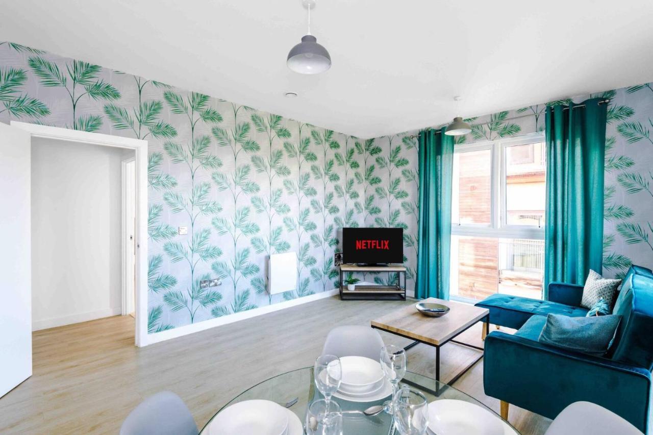 Apartment 2 Bedroom Hosted By Mcr Dens Manchester