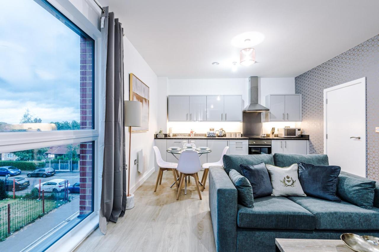 2 Bedroom Hosted By Mcr Dens * Manchester
