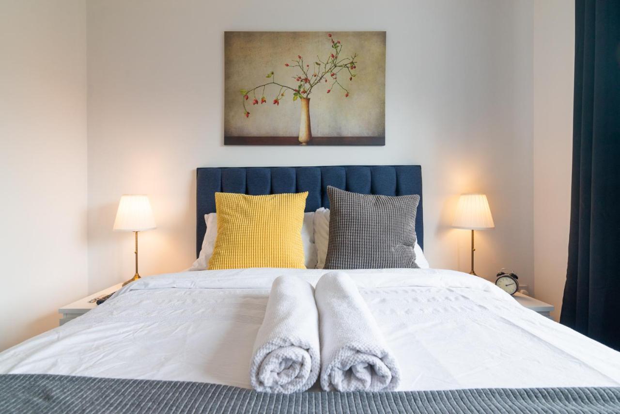 Mosh Homes Apartment