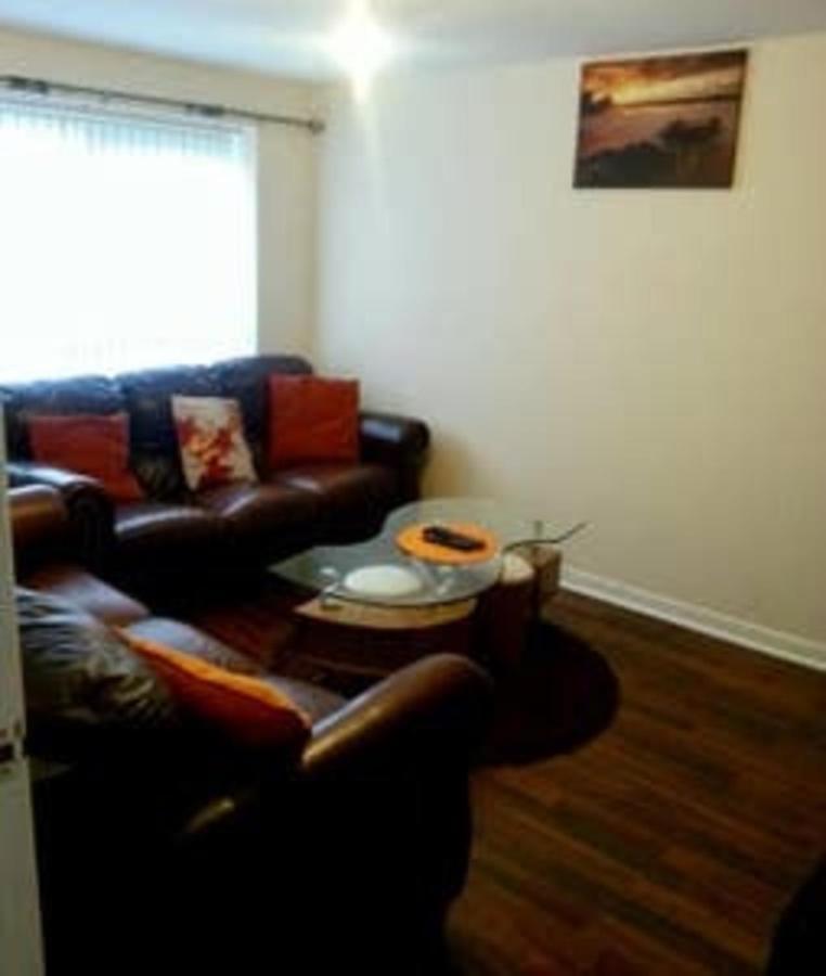 Holiday home Lovely 3 Bed House Nr Etihad Stadium & Centre