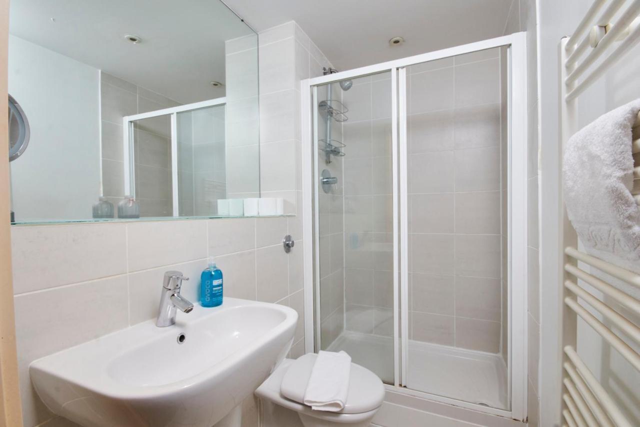 Stylish Gem - Sleeps 10!