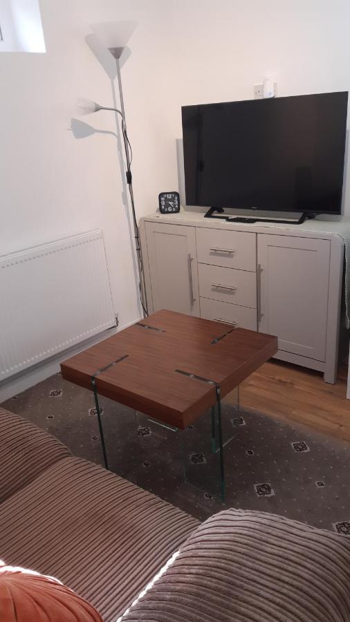 Comfortable Double Bedroom Lovely *