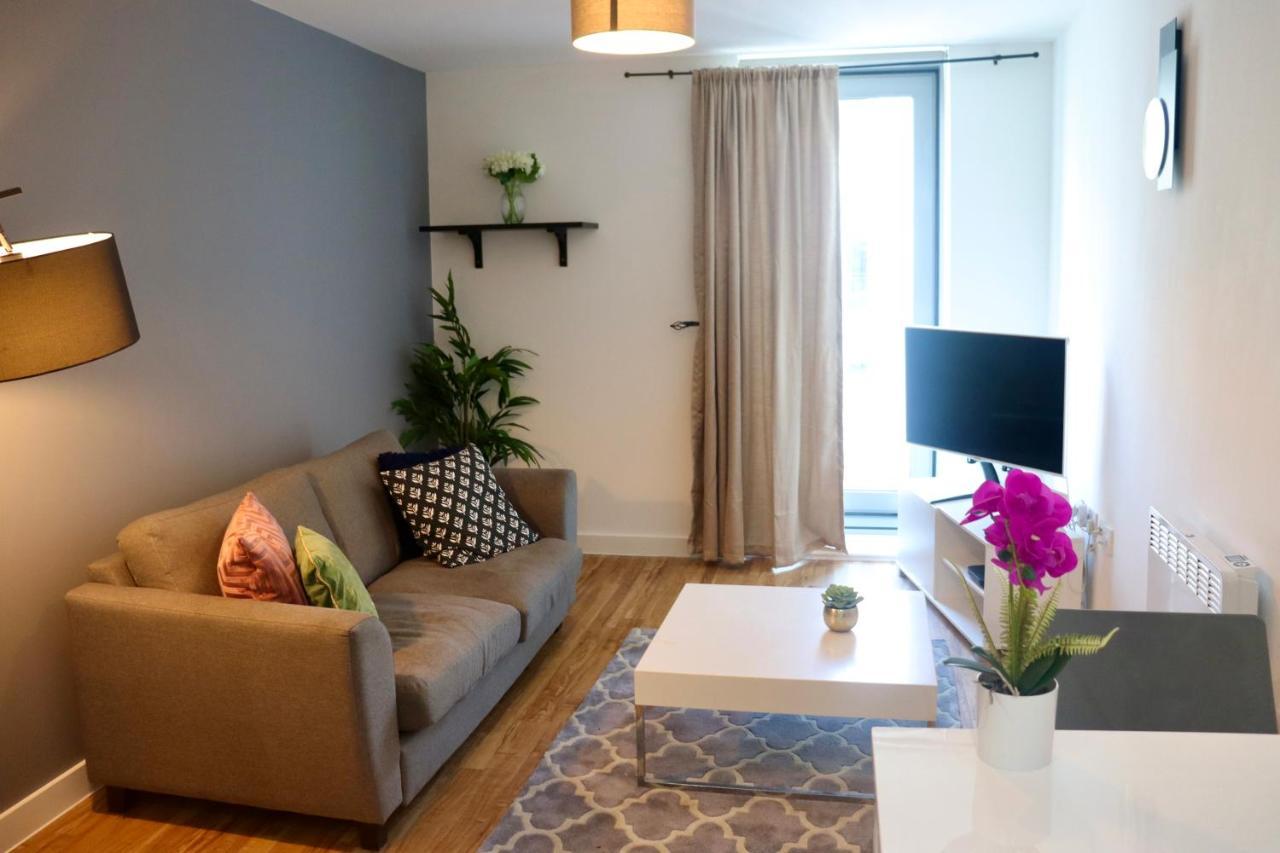 Hallsphere - Stunning Salford Quays Apartment