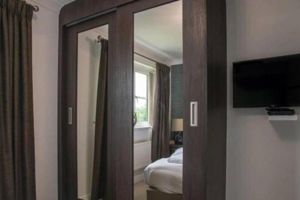 Holiday home Luxury 4 Bedroom House *