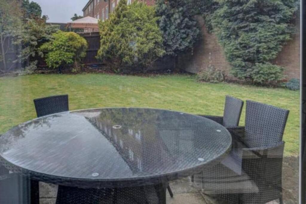 Holiday home Luxury 4 Bedroom House *