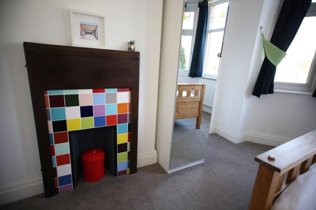 Spacious Family In Chorlton Villa *