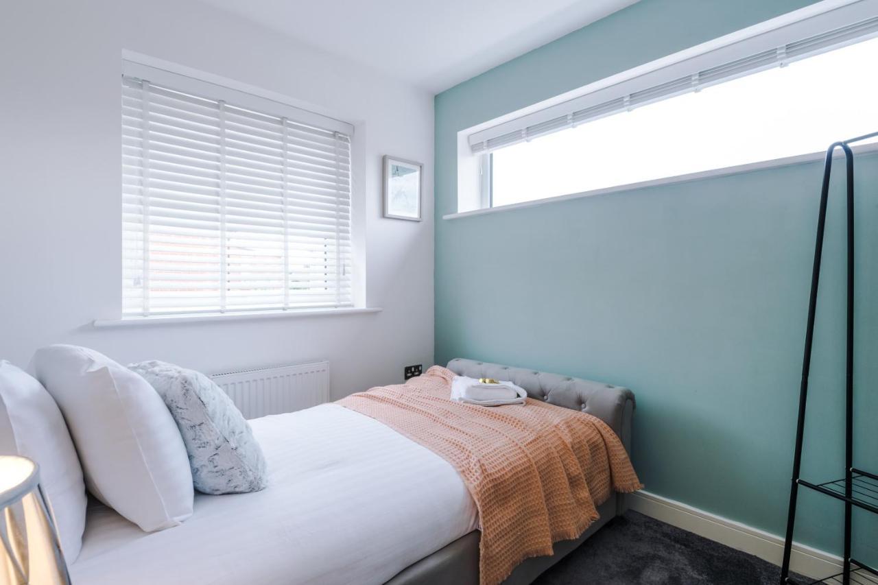 Coop Live Arena & Etihad Stadium 4bedroom Townhouse With Free Parking Holiday home *