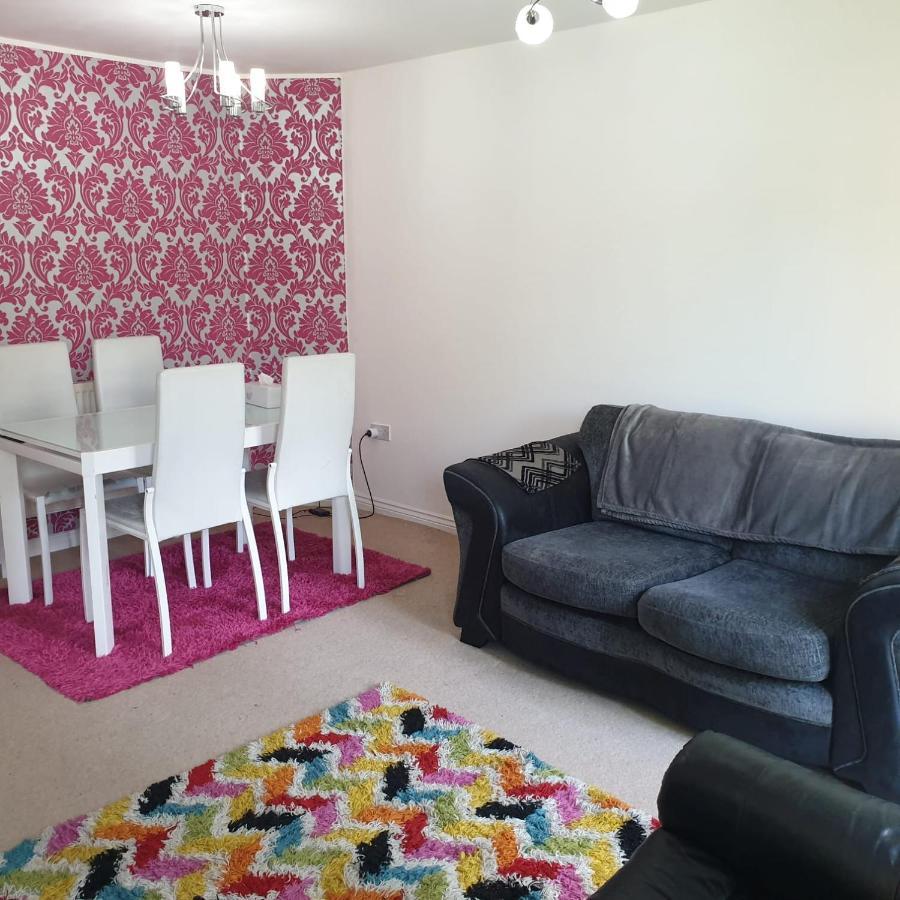 Guest house Queens Rooms, A Perfect Stay, Next To Shopping Parks And Central Manchester