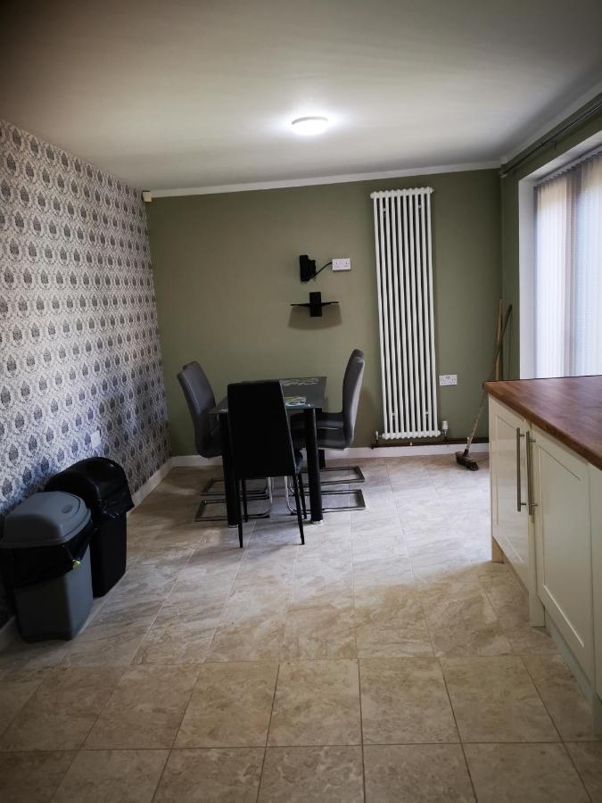 Brigstock Holidays House Apartment