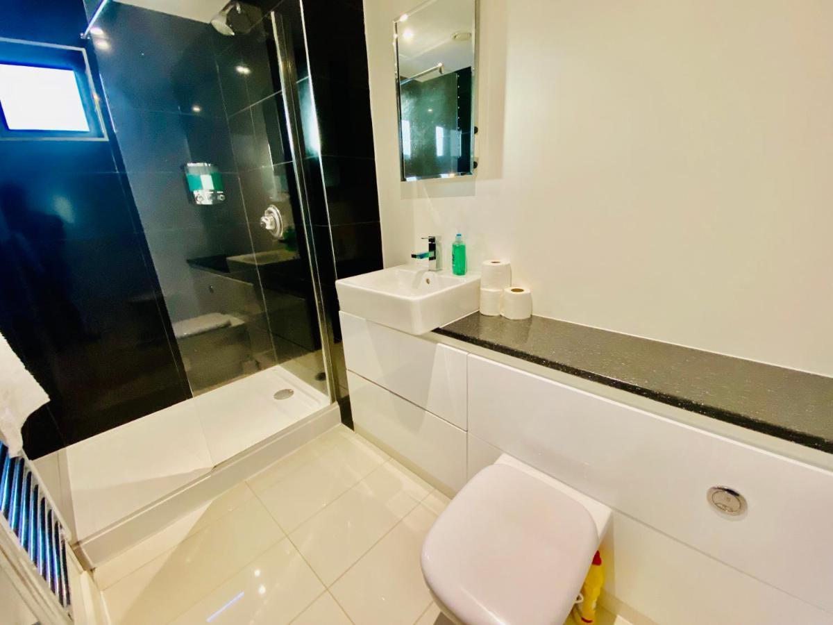 Caxton House Apartment