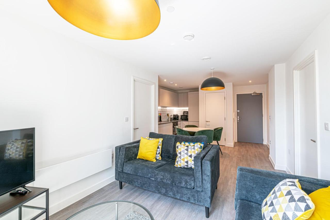 Insignia Apartment