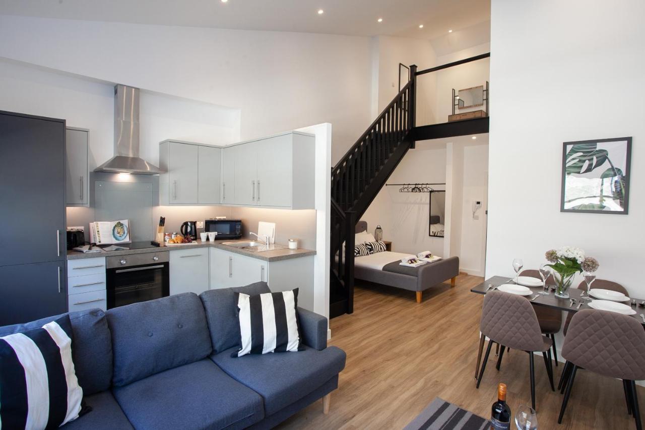 Modern New York Style Duplex In By Pillo Apartment