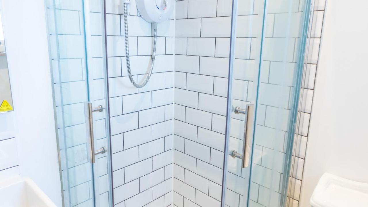Apartment Spacious, Modern Duplex Close To Mcr City Centre And Old Trafford By Pillo Manchester