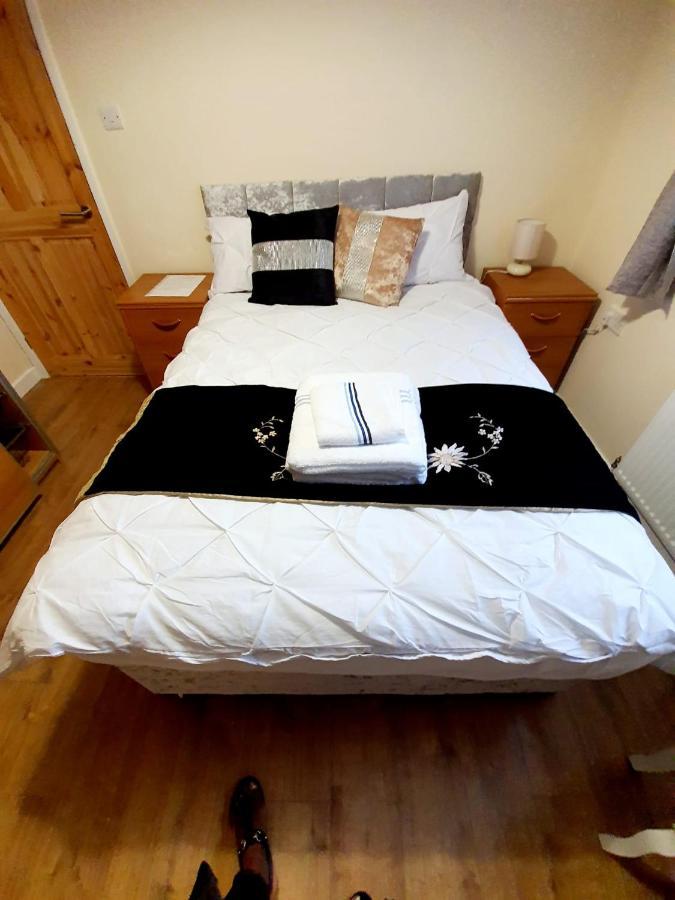 Apartment Brigstock Holidays House Manchester