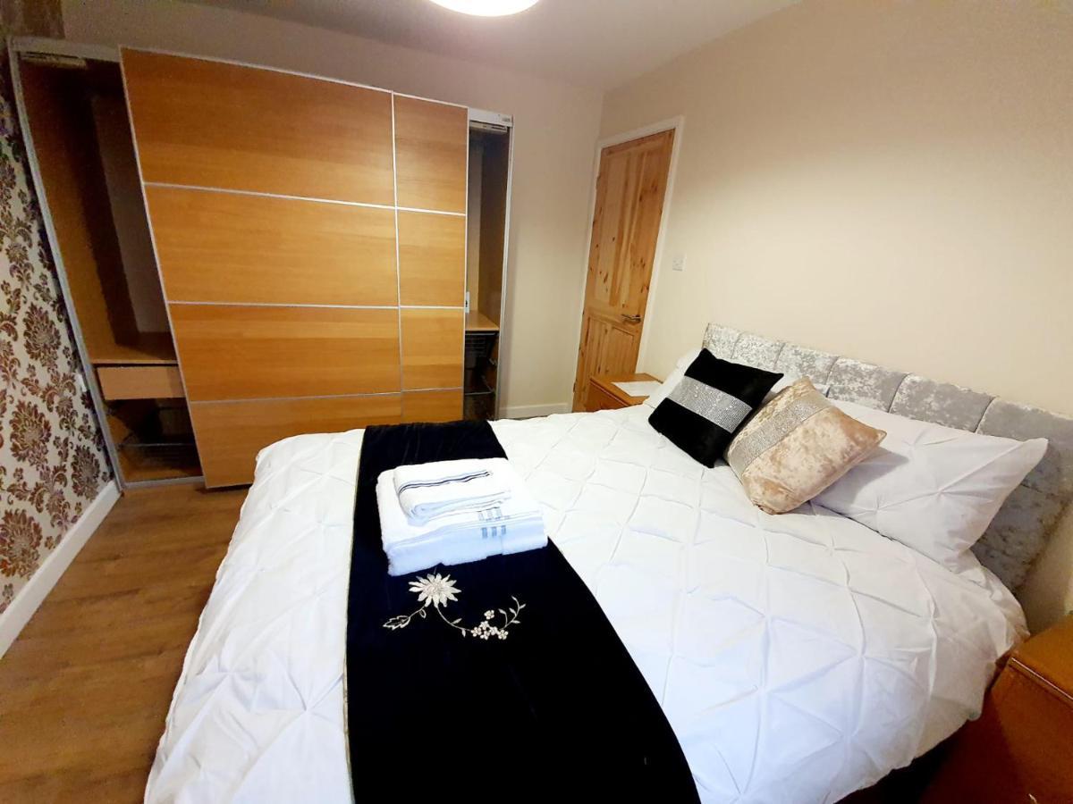 Apartment Brigstock Holidays House