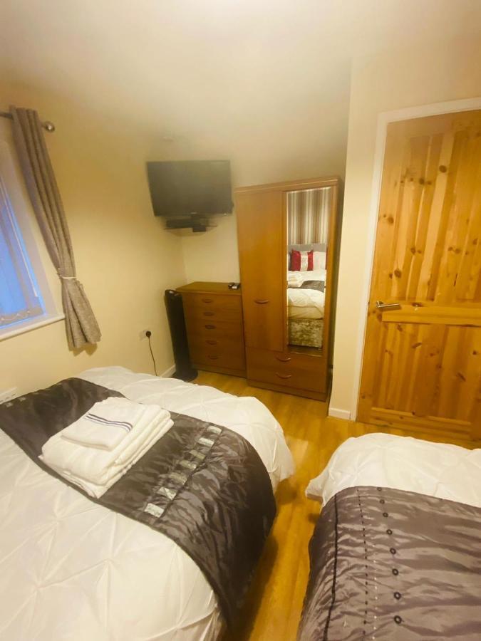Brigstock Holidays House Apartment