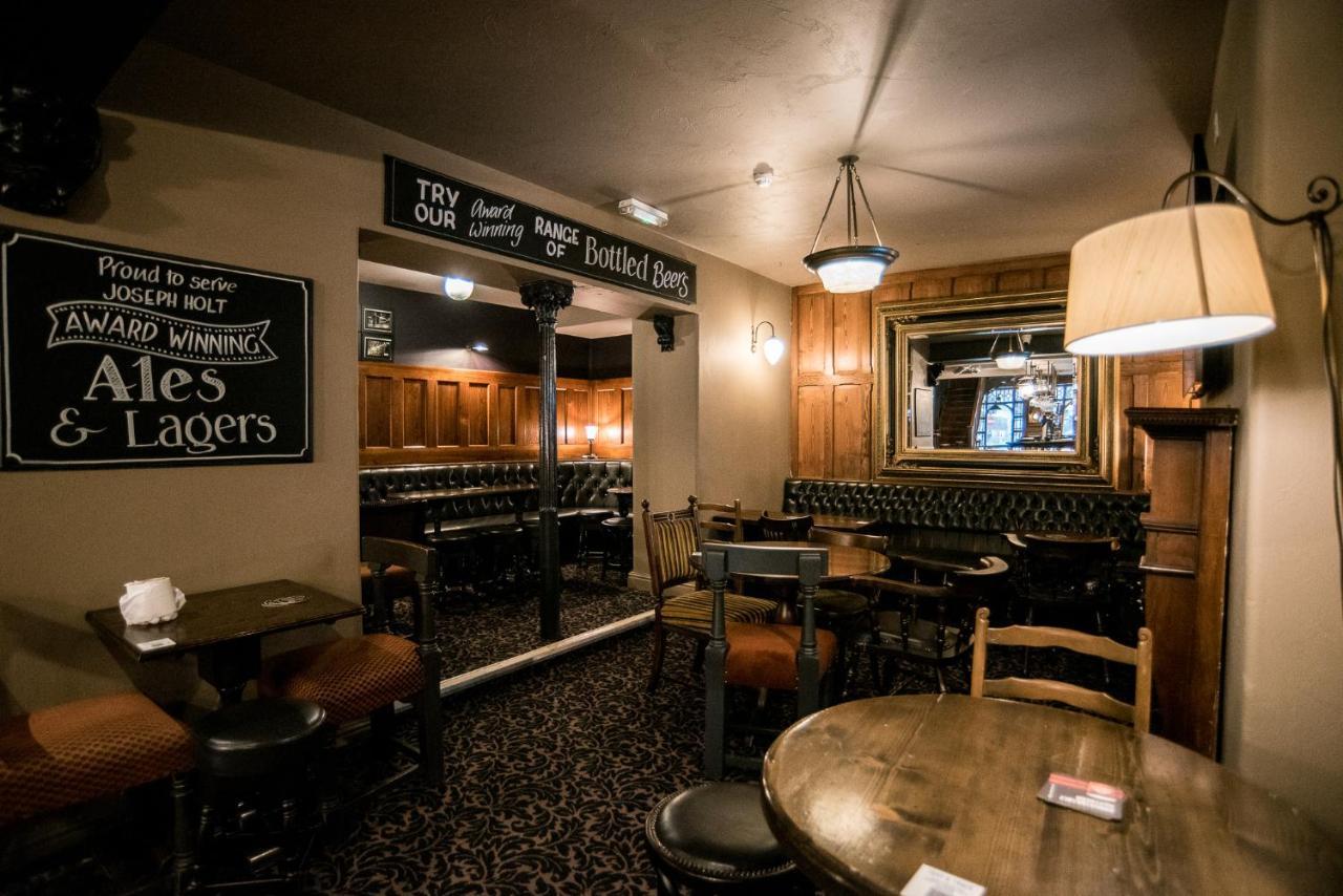 Inn Lower Turks Head
