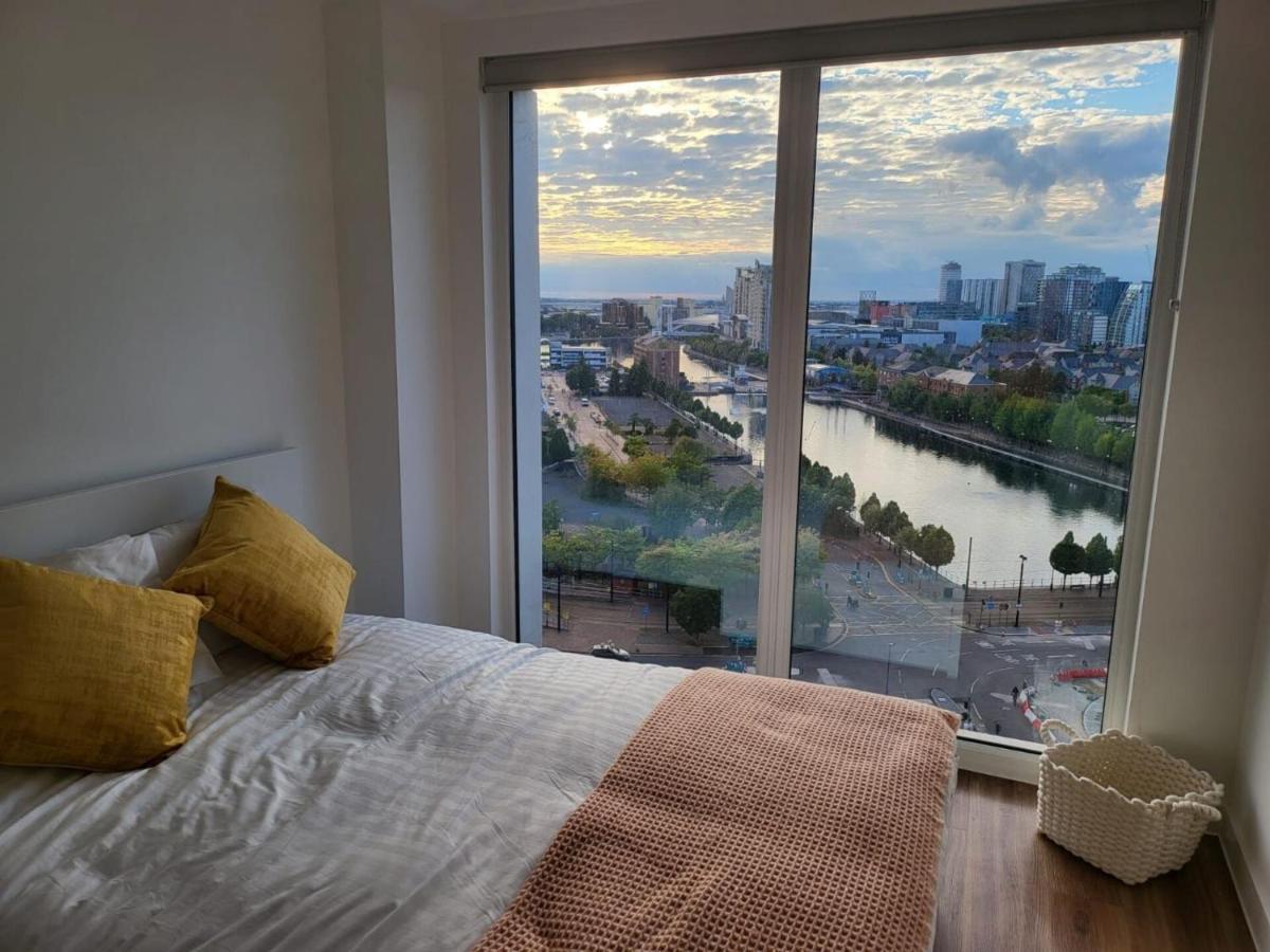 Brand New Luxury 2-Bed Flat With Stunning Views Apartment Manchester