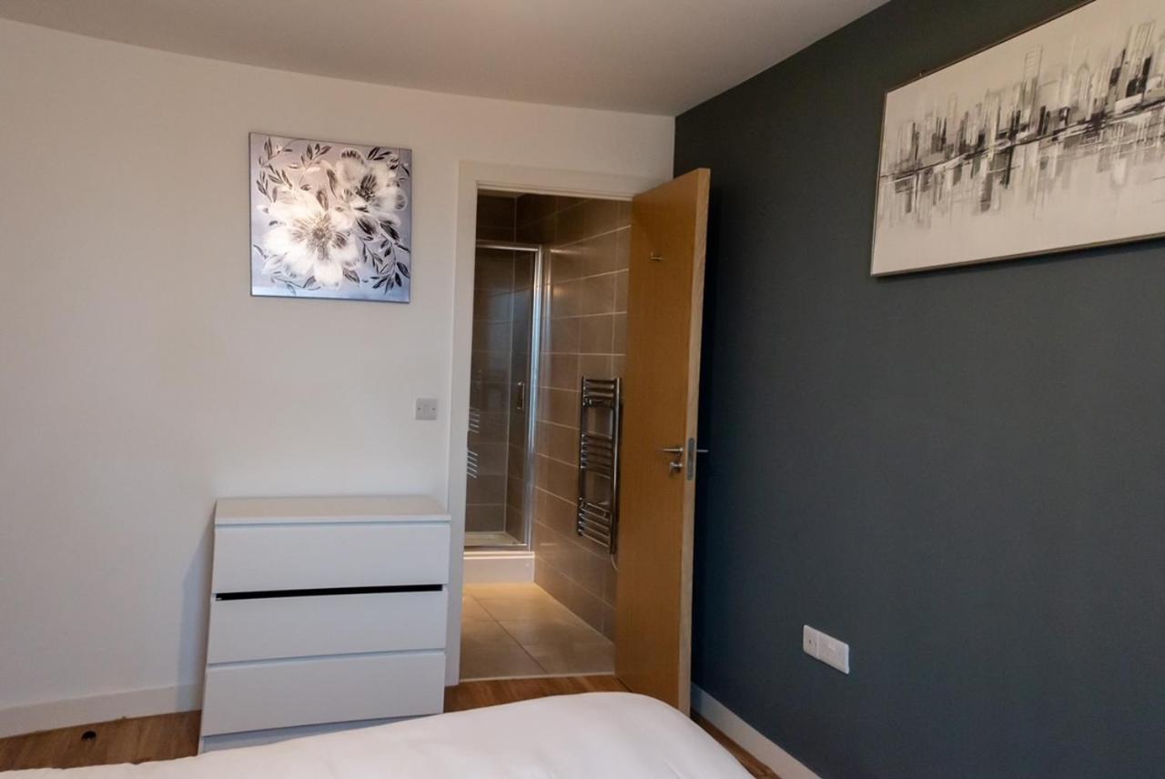 Hallsphere - Stunning Salford Quays Apartment