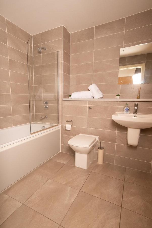Hallsphere - Stunning Salford Quays Apartment *