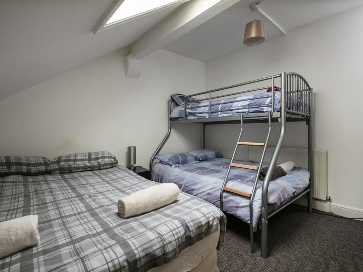 Homestay Short Term Shared R&r In Chorlton Manchester