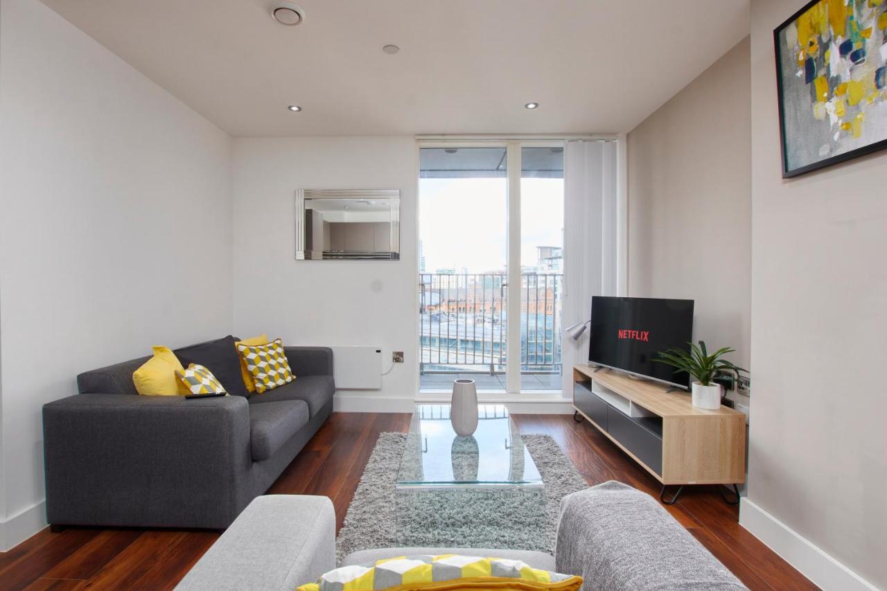 Lovely Central Abode - Amazing Views - Parking Apartment *