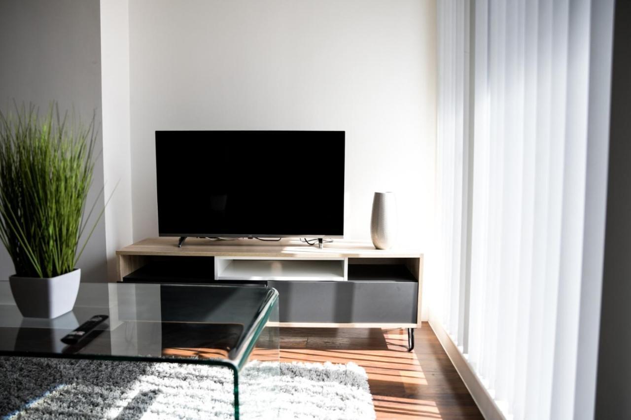 Onpoint - Spacious 2 Bedroom Apt - City Centre With Balcony Manchester