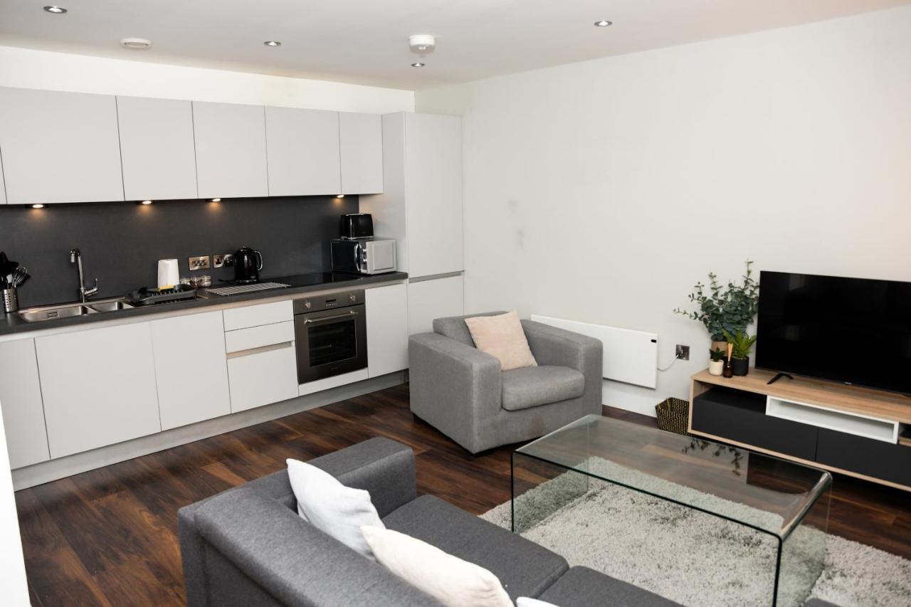 Onpoint - Spacious 2 Bedroom Apt - City Centre With Balcony Manchester