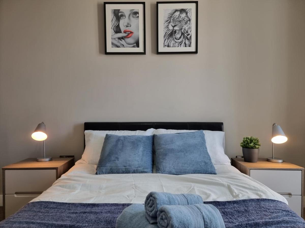 Onpoint - Spacious 2 Bedroom Apt - City Centre With Balcony Apartment Manchester