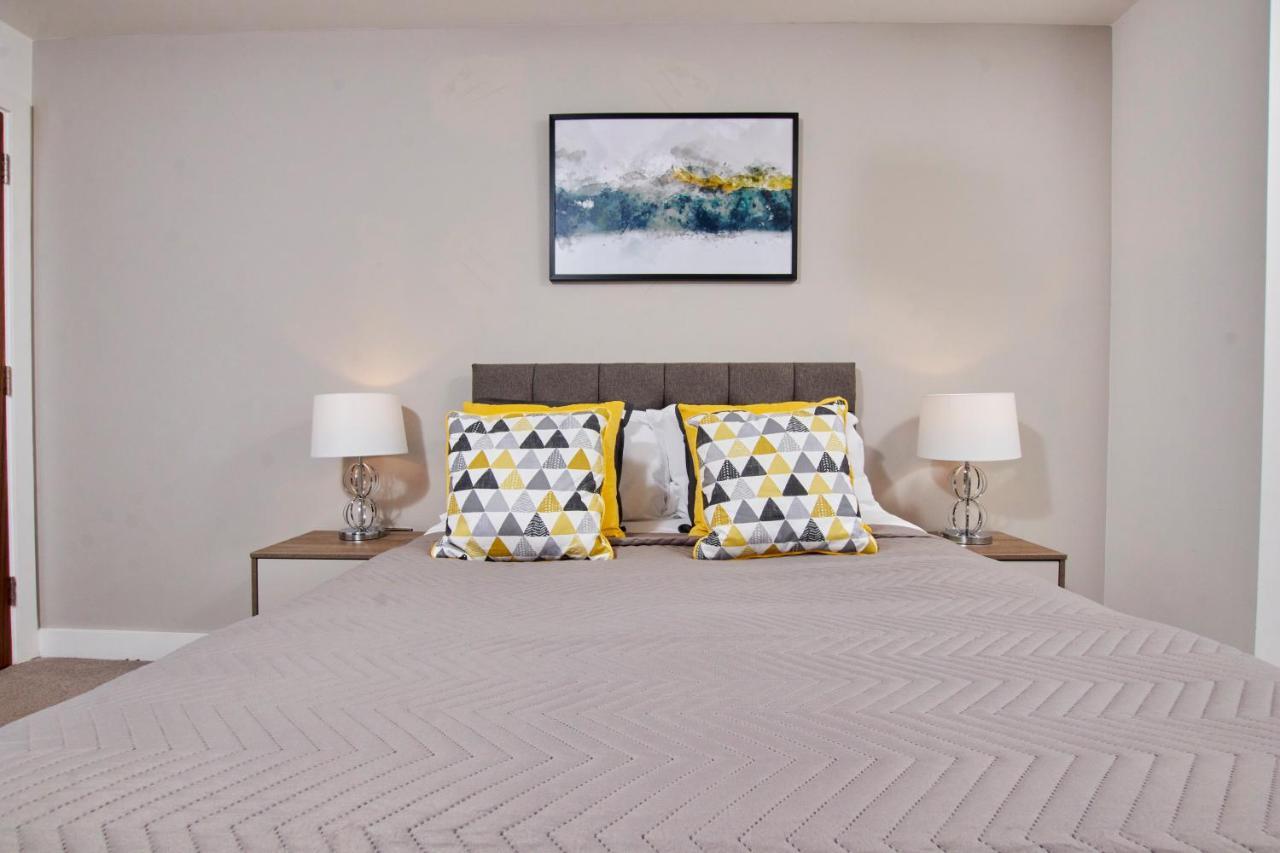 Lovely Central Abode - Amazing Views - Parking Apartment Manchester