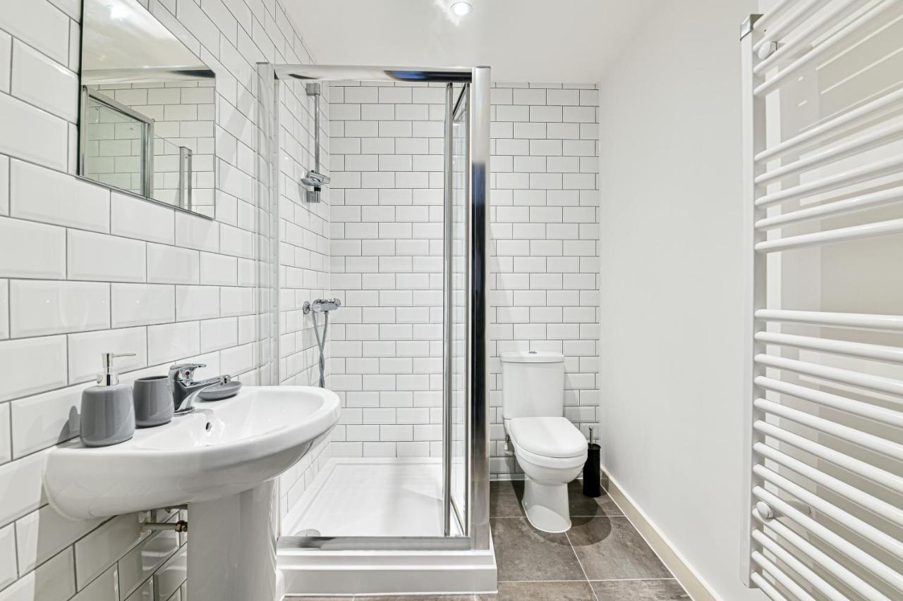 Kinetic Apartment *
