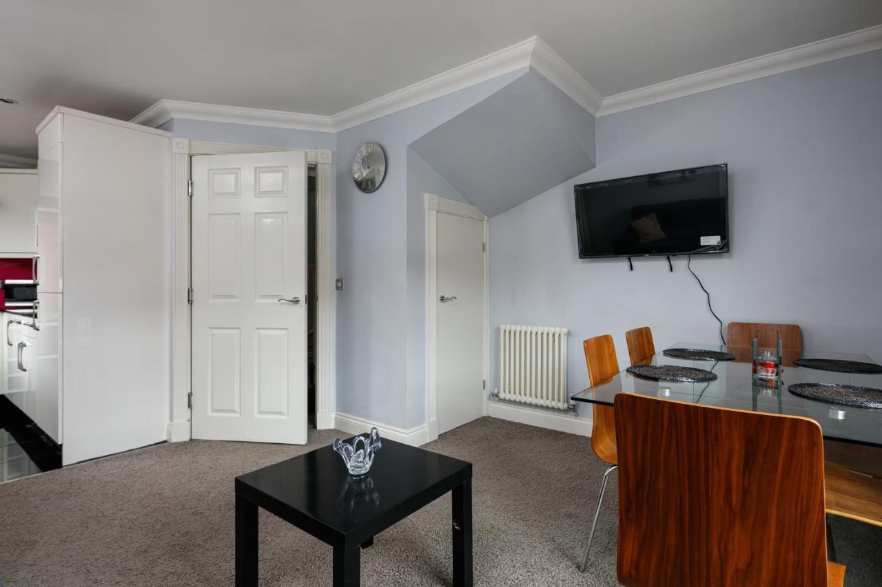 Holiday home The Finney - Gorgeous, Chic 3 Bedroom House Manchester
