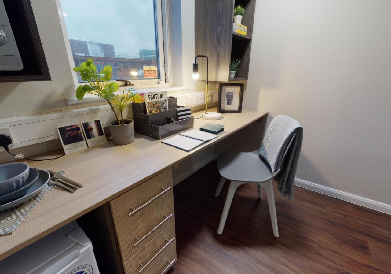 For Students Only Cosy Private Bedrooms At Lambert House In Manchester