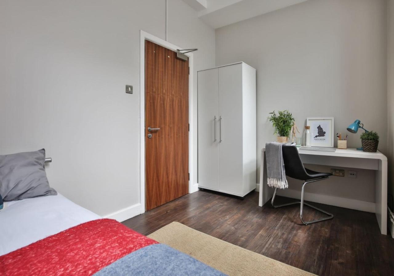 Modern & Bright Apartments In Manchester - Iq Hollingworth House Manchester