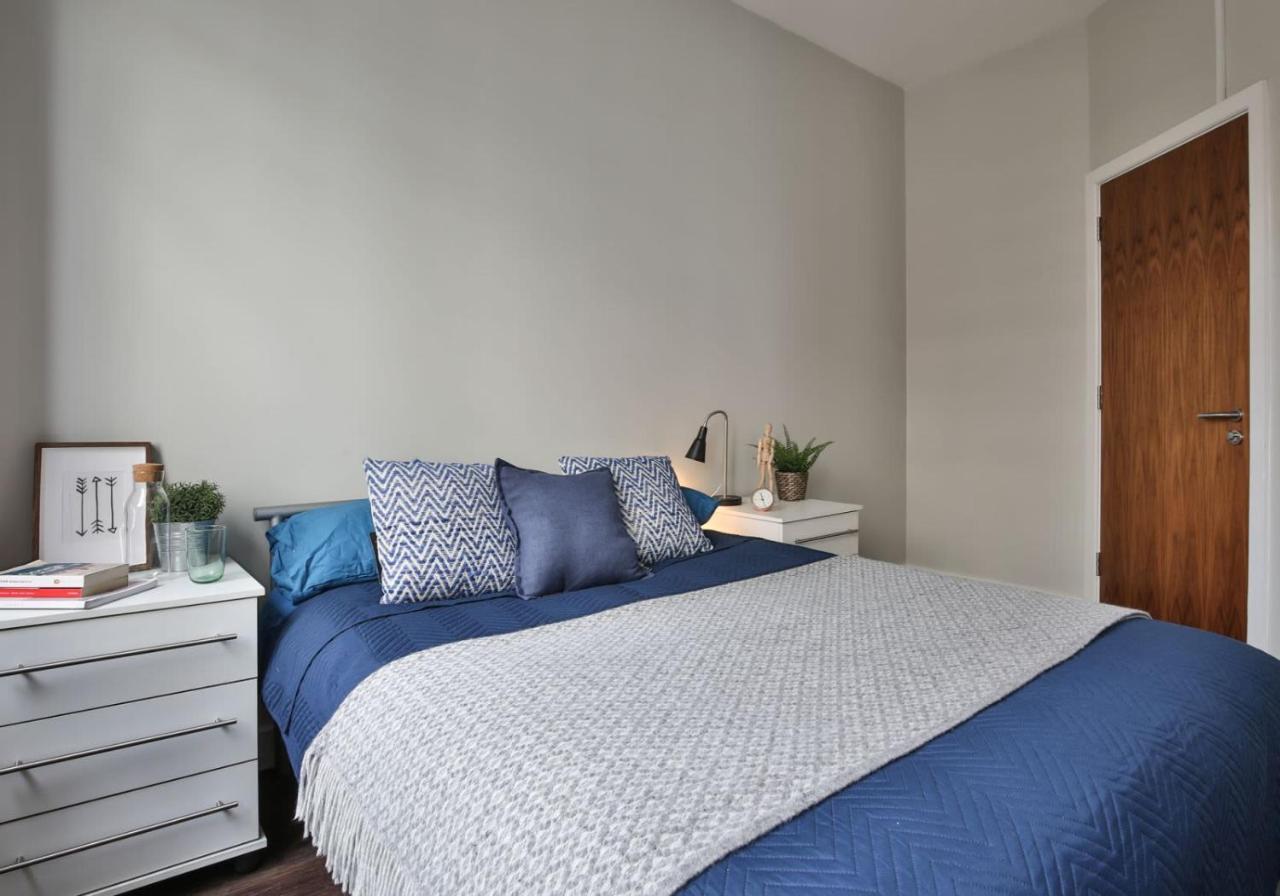 Modern & Bright Apartments In Manchester - Iq Hollingworth House Manchester