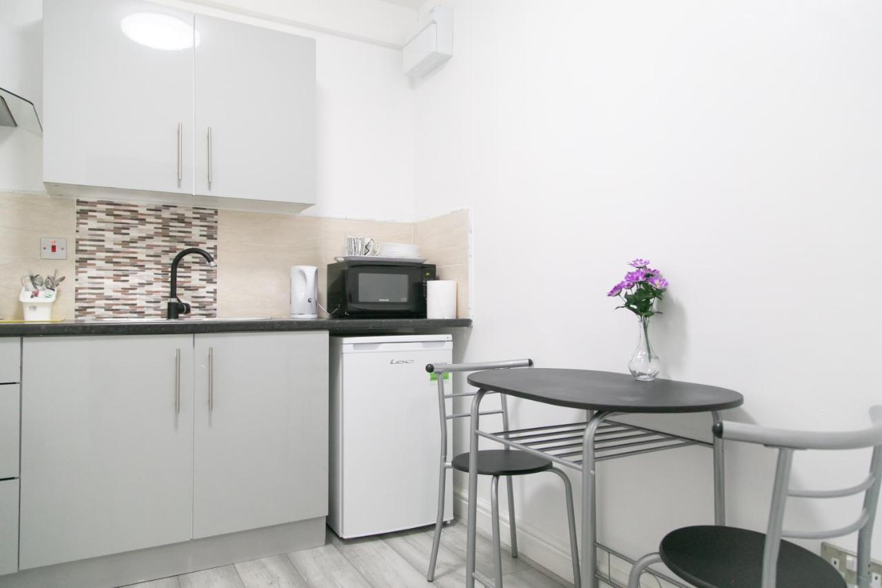 Hills View Apartment Manchester