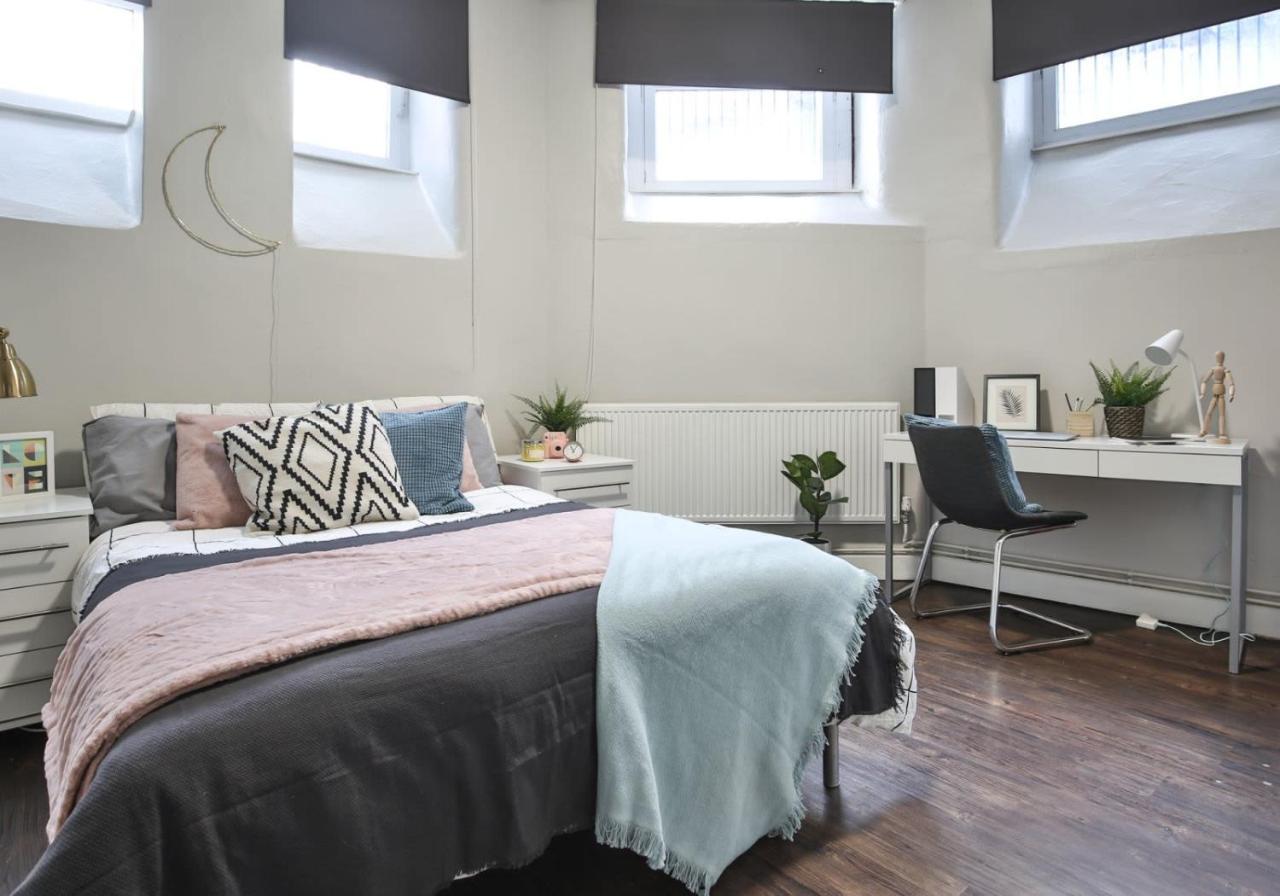 Apartment Modern & Bright Apartments In Manchester - Iq Hollingworth House
