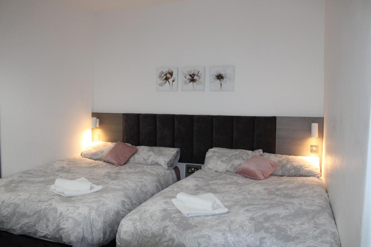 Lovely, Spacious 3 Bed House Close To Centre * Manchester