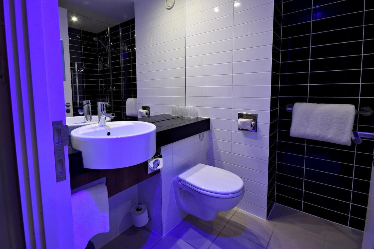 Express Centre Arena By Ihg