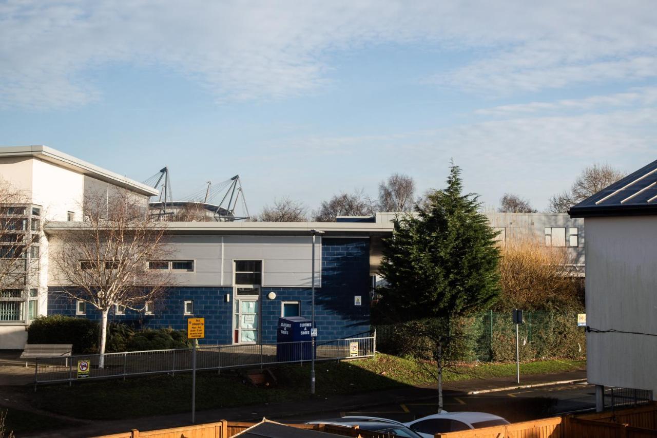 Holiday home Walking Distance To Etihad And Coop Live Arena With Free Parking