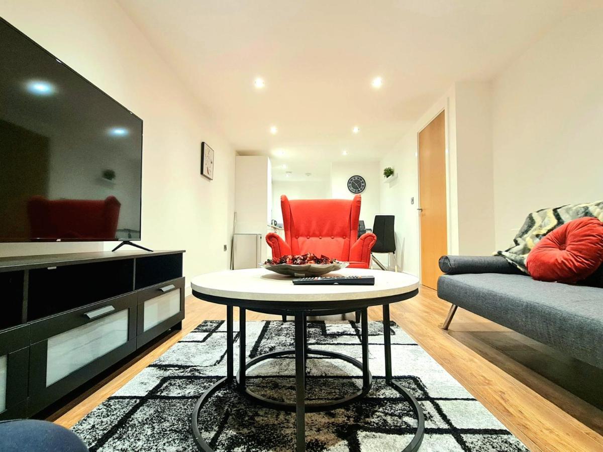 Apartment 1-bedroom Aprt In Salford- Freeparking- Sleeps3