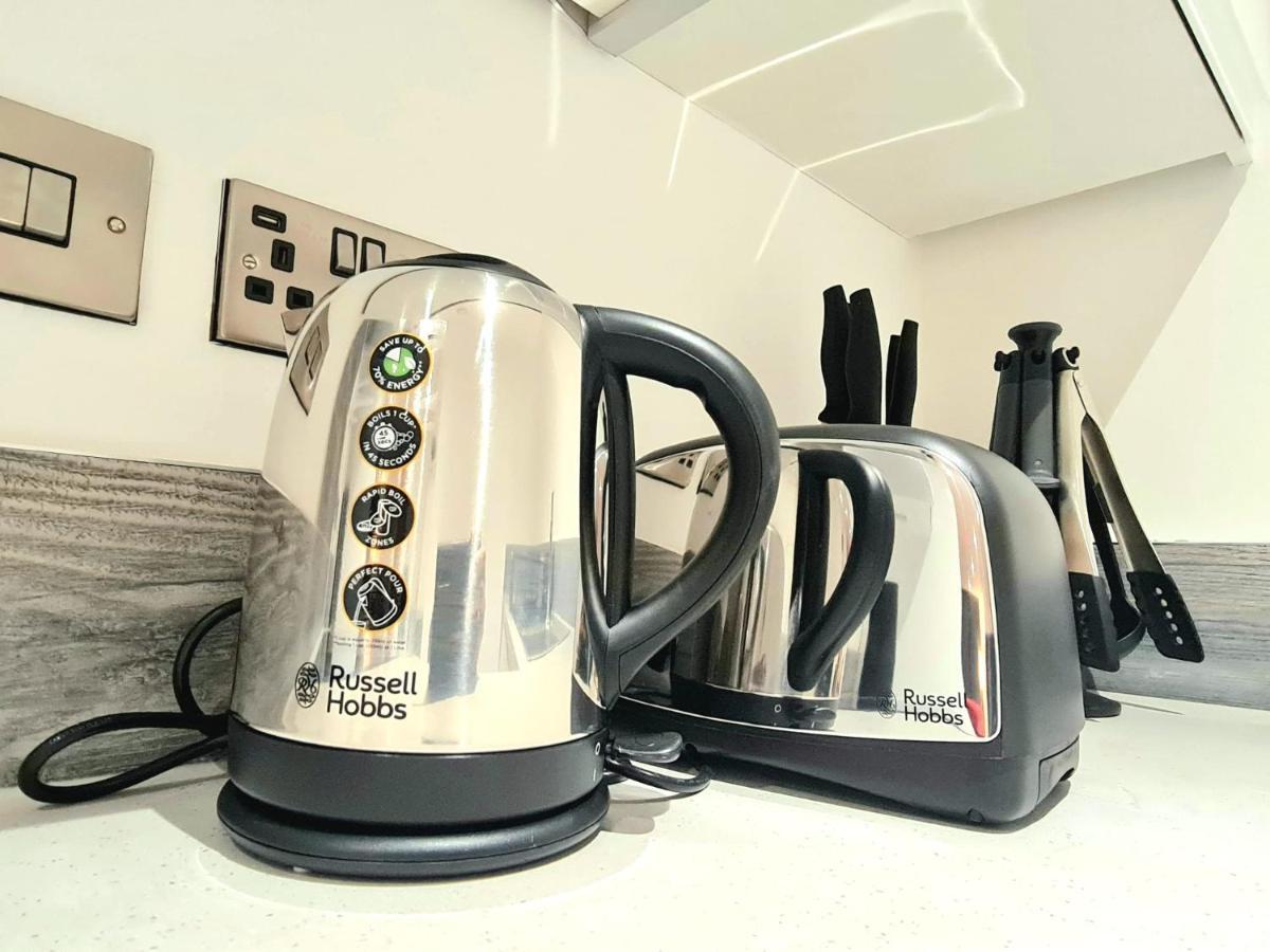 1-bedroom Aprt In Salford- Freeparking- Sleeps3